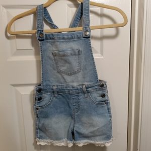 Short overalls